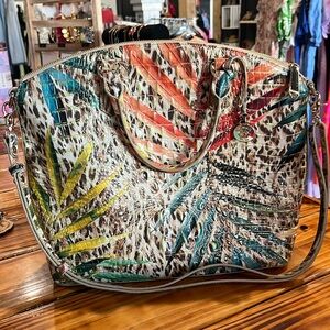 listing-status-banner